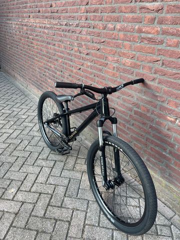 Used Canyon STCHD 360 2025 2025 Mountainbike, Black, 26 — image 3 of 7