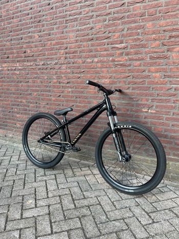 Used Canyon STCHD 360 2025 2025 Mountainbike, Black, 26 — image 2 of 7