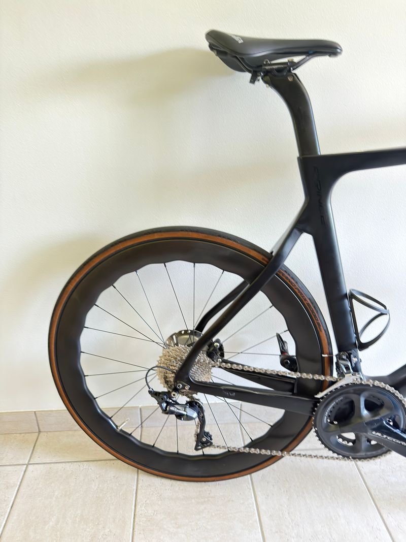 Pinarello PRINCE ULTEGRA 11S Disc 2022 2022 Road & Gravel de segunda mano