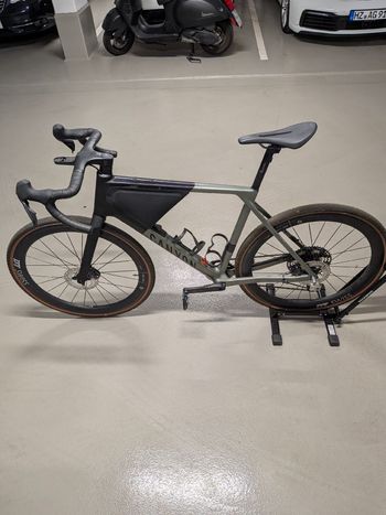 Gebrauchtes Canyon Grail CF SLX 8 Di2 2025 2025 Road & Gravel