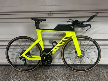 Used Canyon Speedmax CF 7 Disc 2022 2022 Road & Gravel, Black — image 1 of 3