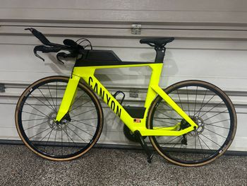Used Canyon Speedmax CF 7 Disc 2022 2022 Road & Gravel, Black — image 3 of 3