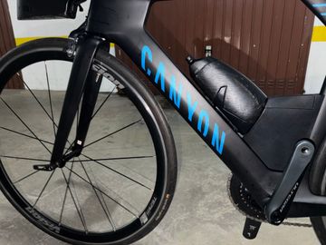 Used Canyon Speedmax CF 8.0 Di2 2019 2019 Road & Gravel, Black — image 7 of 10