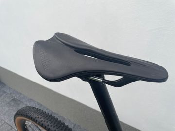 Tweedehands KTM SCARP ELITE 2025 2025 Mountainbike — afbeelding 10 van 16
