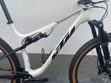 Tweedehands KTM SCARP ELITE 2025 2025 Mountainbike — afbeelding 14 van 16