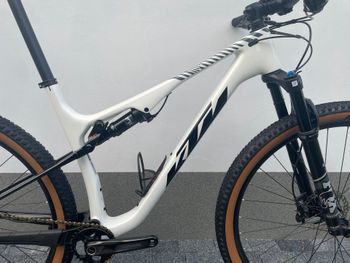 Gebrauchtes KTM SCARP ELITE 2025 2025 Mountainbike, Weiß — Bild 3 von 16