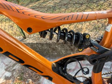 Gebrauchtes Orbea OCCAM H10 2023 2023 Mountainbike, Orange — Bild 5 von 5