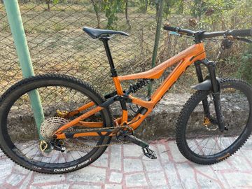 Gebrauchtes Orbea OCCAM H10 2023 2023 Mountainbike, Orange — Bild 1 von 5