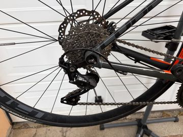 Tweedehands CUBE ATTAIN SL Disc 2019 2019 Road & Gravel — afbeelding 4 van 11