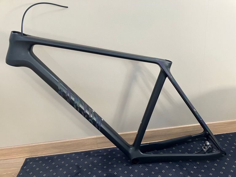 Used Canyon Exceed CFR LTD 2022 Frameset 2022 Mountainbike, Black, 29 — image 2 of 9