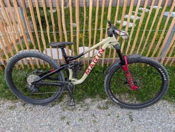Gebrauchtes Marin Alpine Trail XR 2022 2022 Mountainbike, Schwarz — Bild 1 von 9