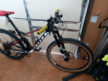 Scott Spark RC 900 Team 2018 2018 Mountainbike usato, Nero — immagine 27 di 27