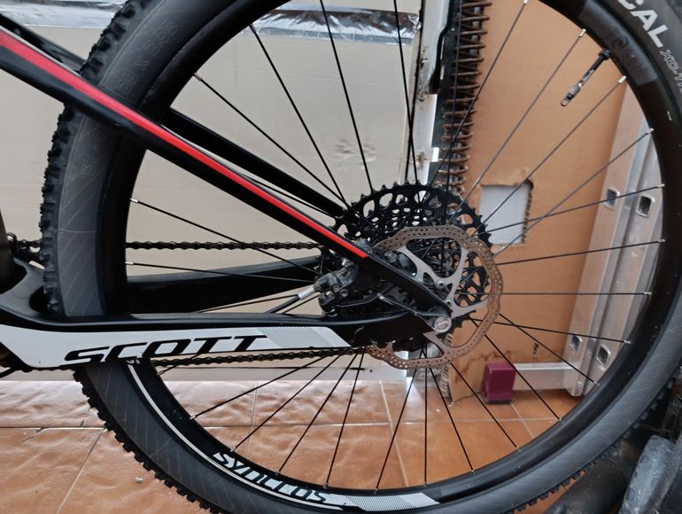 Brugt Scott Spark RC 900 Team 2018 2018 Mountainbike — billede 10 af 27