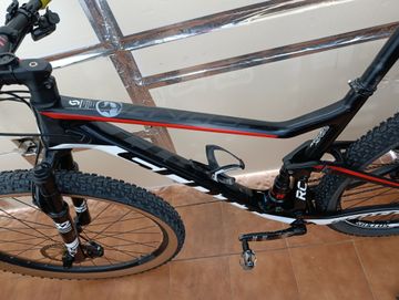 Scott Spark RC 900 Team 2018 2018 Mountainbike usato, Nero — immagine 12 di 27