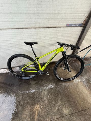 Used Lapierre Prorace CF 7.9 2023 2023 Mountainbike, Green — image 1 of 4