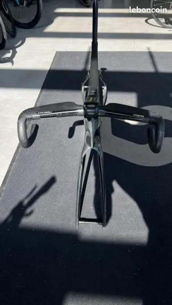 Brugt Bianchi Oltre Comp Ultegra Di2 2024 Frameset 2024 Road & Gravel — billede 4 af 5