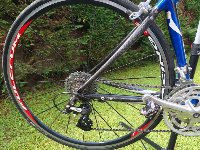 Used Giant Tcr Shimano 105 2011 Road & Gravel, Blue — image 2 of 6