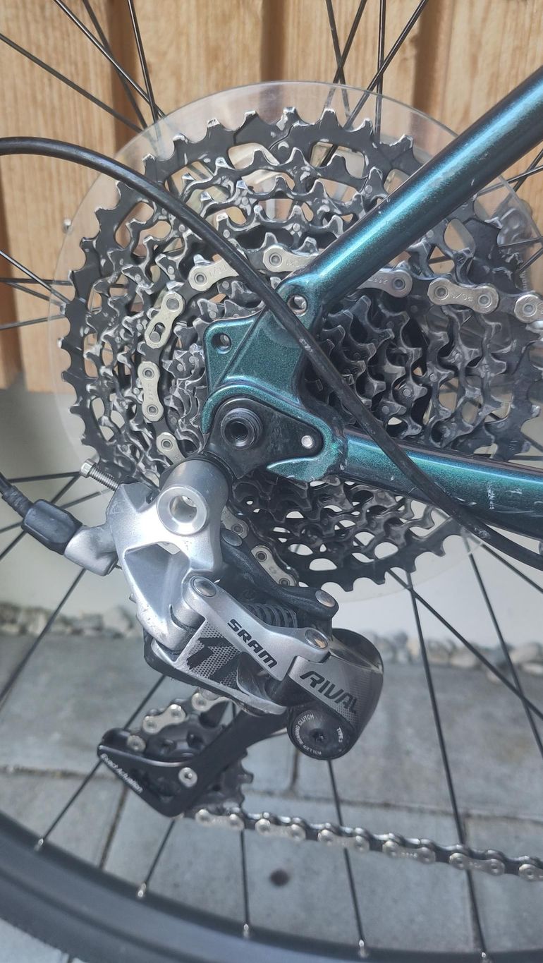 Used Kona Sutra LTD 2019 2019 Road & Gravel, Green — image 14 of 19