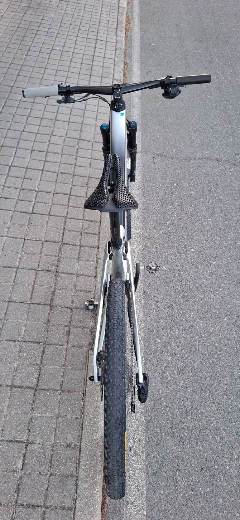Brugt Canyon LUX Shimano Deore XT 2025 Mountainbike — billede 5 af 13