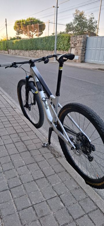 Brugt Canyon LUX Shimano Deore XT 2025 Mountainbike — billede 2 af 13