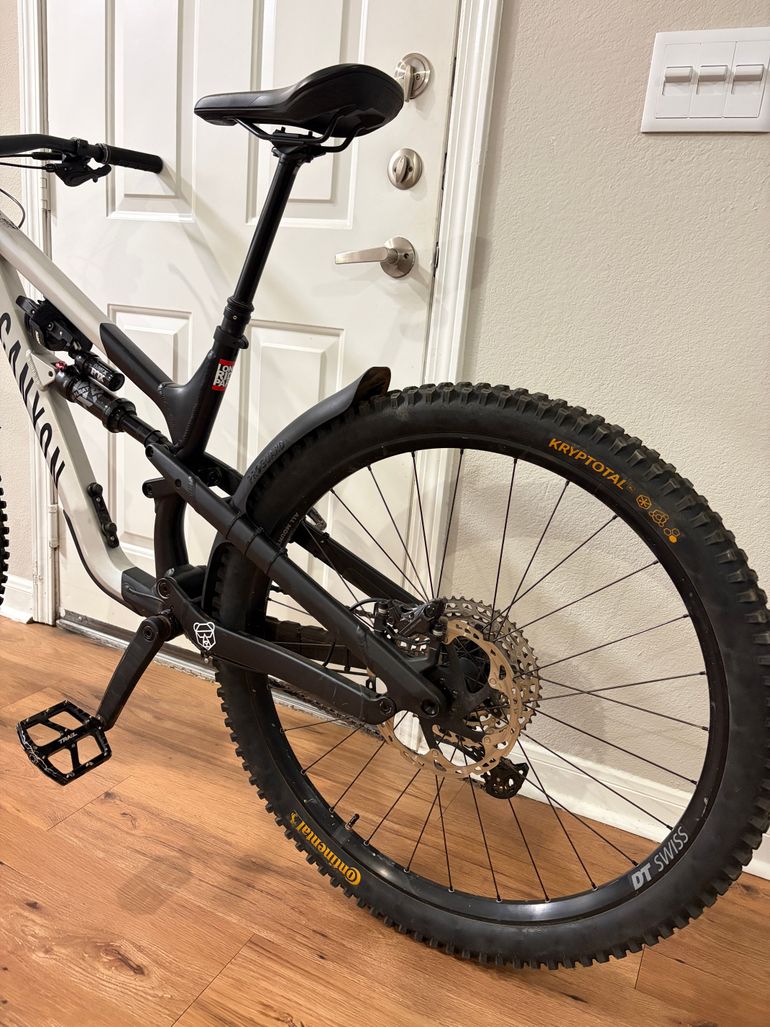 Used Canyon Spectral 6 2024 2024 Mountainbike, White, 27.5, 29 — image 10 of 12