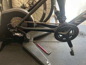 Used Canyon Aeroad CF SLX 8.0 2018 2018 Road & Gravel, Black — image 4 of 4