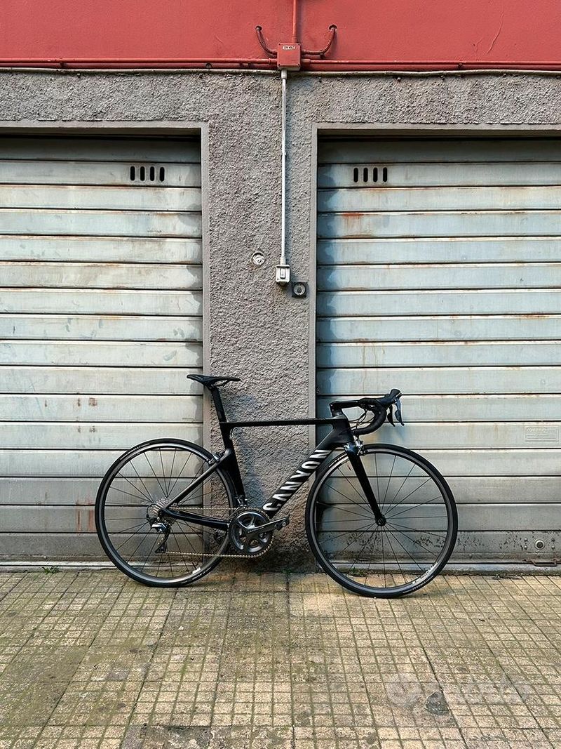 Used Canyon Aeroad CF SLX 8.0 2018 2018 Road & Gravel