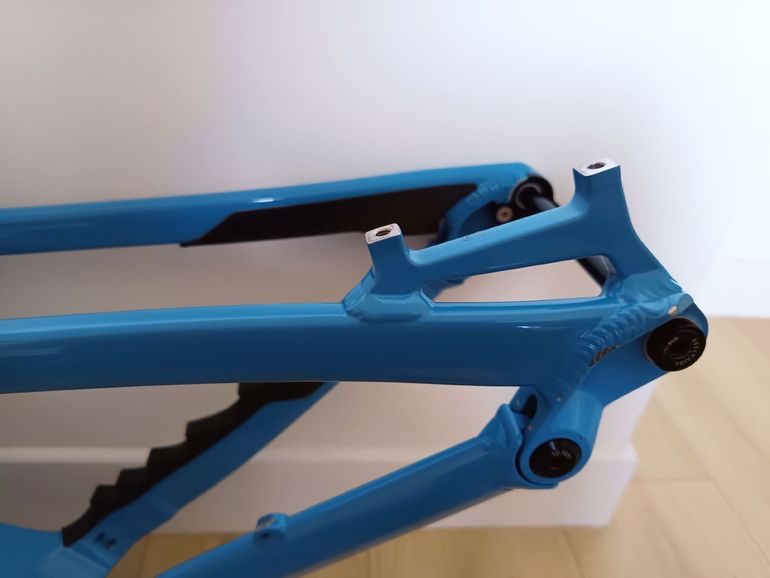 Privateer 141 Frameset 2023 Mountainbike d'occasion — image 8 sur 11