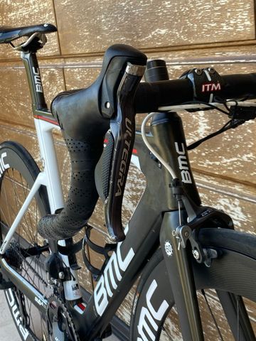 Used BMC Timemachine Shimano Ultegra Di2 2017 Road & Gravel, Black — image 8 of 13