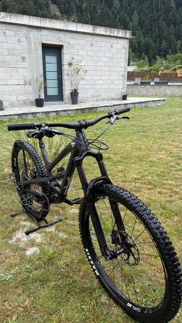 Gebrauchtes YT Industries Capra Pro AL 29 2022 2022 Mountainbike, Schwarz, 29 — Bild 5 von 6