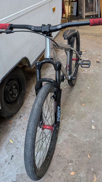 Used Octane One Custom Shimano 105 2025 Mountainbike, Light Gray — image 7 of 7