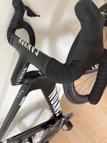 Używany Canyon Aeroad CFR Disc MvdP 2022 2022 Road & Gravel — zdjęcie 8 z 8