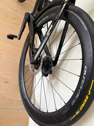 Używany Canyon Aeroad CFR Disc MvdP 2022 2022 Road & Gravel — zdjęcie 6 z 8