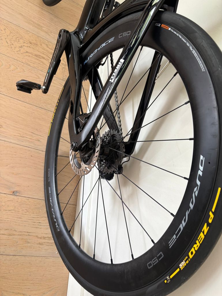 Brugt Canyon Aeroad CFR Disc MvdP 2022 2022 Road & Gravel — billede 6 af 8