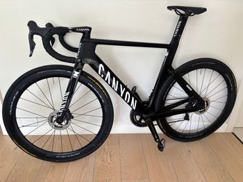 Used Canyon Aeroad CFR Disc MvdP 2022 2022 Road & Gravel