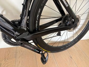 Brugt Canyon Aeroad CFR Disc MvdP 2022 2022 Road & Gravel — billede 4 af 8