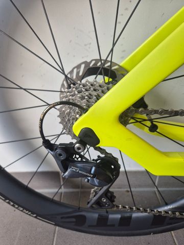 Käytetty Canyon Speedmax CF 8 Disc 2023 2023 Road & Gravel — kuva 3 / 6