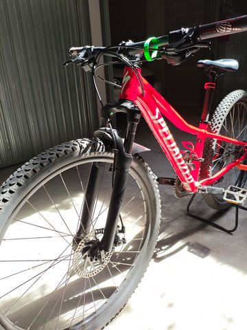 Tweedehands Specialized Rockhopper 27.5 2022 2022 Mountainbike — afbeelding 7 van 8