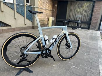 Used Pinarello DOGMA F DURA ACE Di2 2025 2025 Road & Gravel