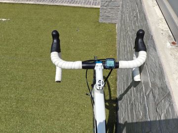 Gebrauchtes Trek Madone 2.1 H2 Compact 2015 2015 Road & Gravel, Weiß — Bild 3 von 16