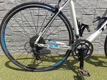 Gebrauchtes Trek Madone 2.1 H2 Compact 2015 2015 Road & Gravel, Weiß — Bild 9 von 16