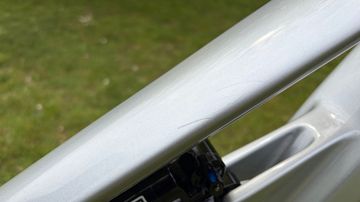 Used YT Industries Decoy SN MX Core3 2025 Mountainbike, Light Gray — image 9 of 11