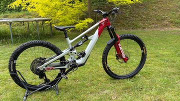 Used YT Industries Decoy SN MX Core3 2025 Mountainbike, Light Gray — image 2 of 11