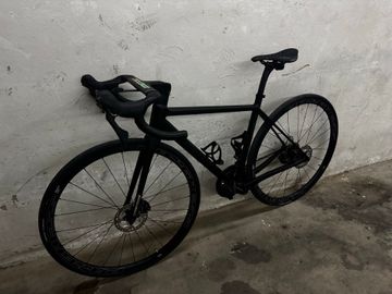 Mendiz F8 Shimano Ultegra 2023 Road & Gravel d'occasion — image 2 sur 5