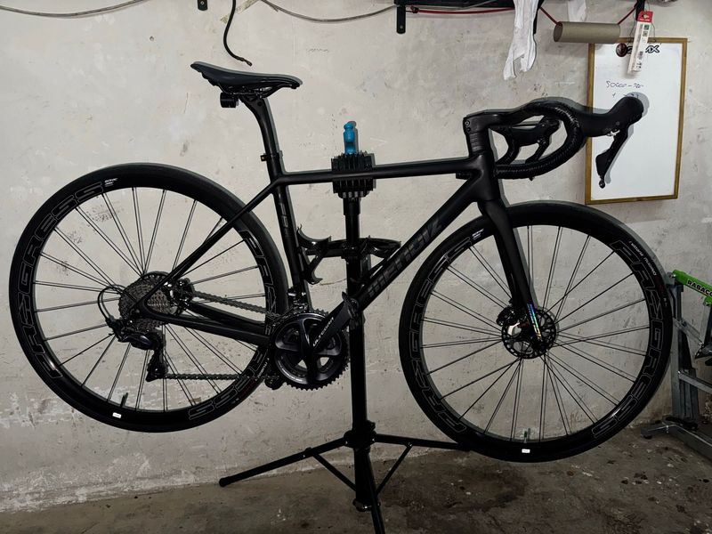 Used Mendiz F8 Shimano Ultegra 2023 Road & Gravel