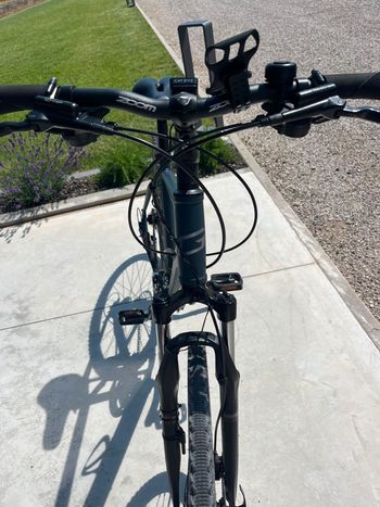 Used Gemin Custom Shimano Altus 2024 Mountainbike, Light Gray — image 6 of 7