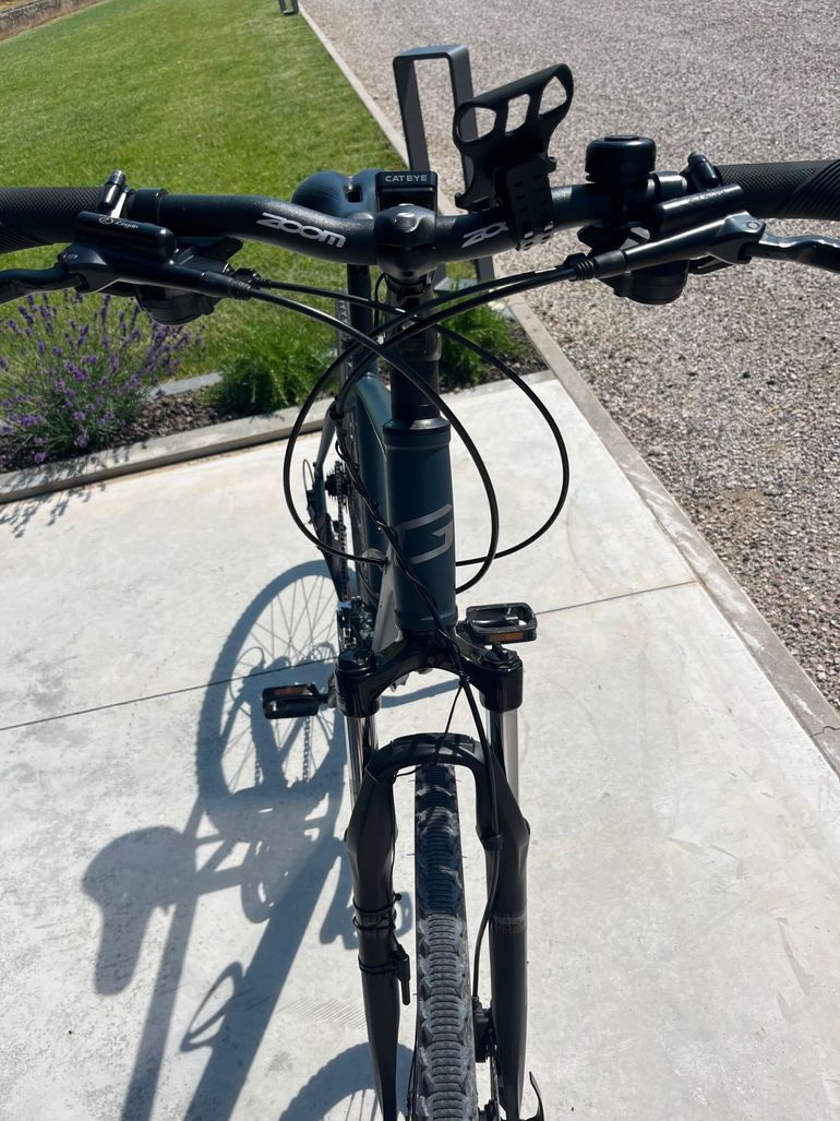 Used Gemin Custom Shimano Altus 2024 Mountainbike, Light Gray — image 6 of 7