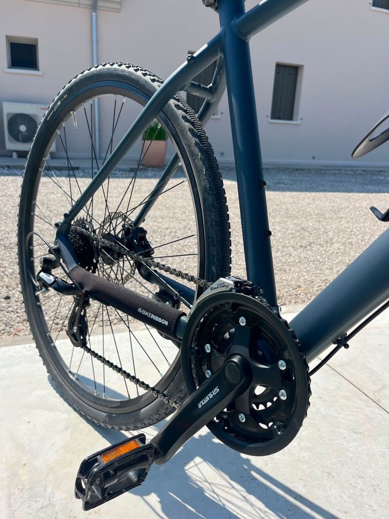 Used Gemin Custom Shimano Altus 2024 Mountainbike, Light Gray — image 5 of 7