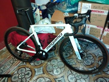Used Megamo PULSE 05 2025 2025 Road & Gravel, White — image 2 of 6