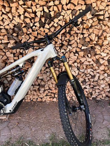 Gebrauchtes Moustache Game 160.8 2025 2025 Mountainbike, Weiß, 29 — Bild 2 von 3
